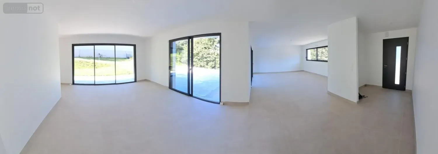 4 bedrooms House in Elven, France No. 354792