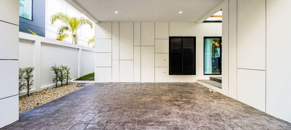 4 bedrooms House in Chiang Mai, Thailand No. 27005 16