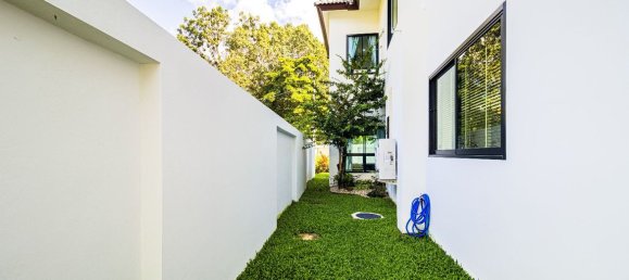 4 bedrooms House in Chiang Mai, Thailand No. 27005 30