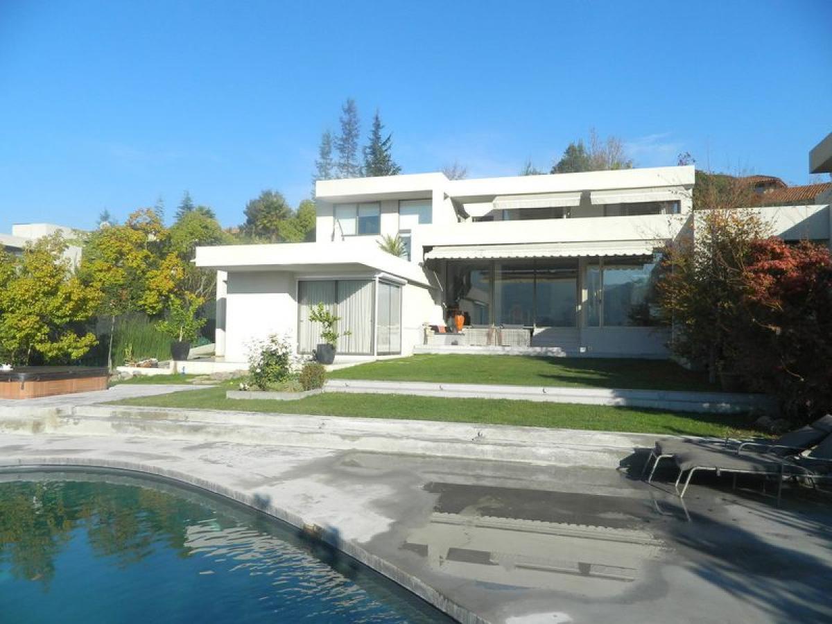 4 bedrooms House in Santiago, Chile No. 3809