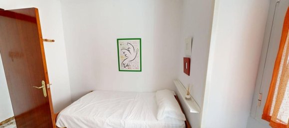 Apartamento de 3 dormitorios en Jaén, Spain No. 136037 17