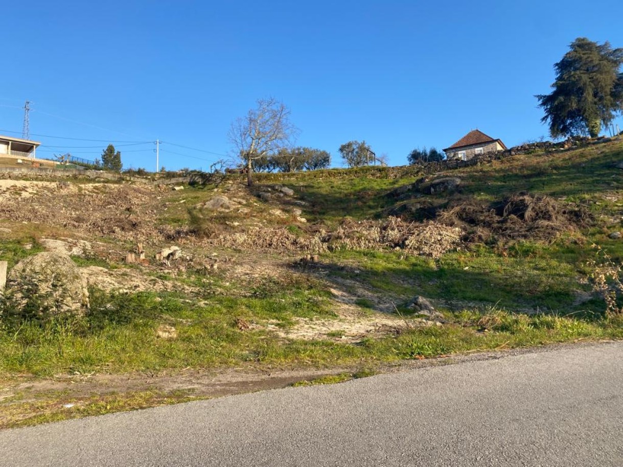  Land in Soalhaes, Portugal No. 56134