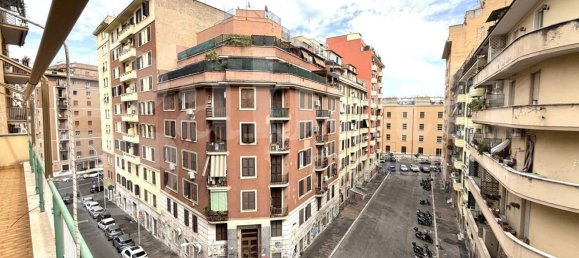 4 rooms Apartment in Rome, Italy No. 276664 12