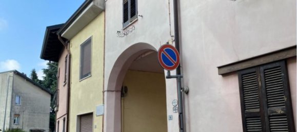 3 rooms Apartment in Garbagnate Milanese, Italy No. 182643 7