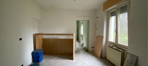 3 rooms Apartment in Garbagnate Milanese, Italy No. 182643 21