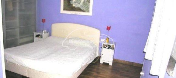 3 bedrooms Apartment in Lucca, Italy No. 11967 7