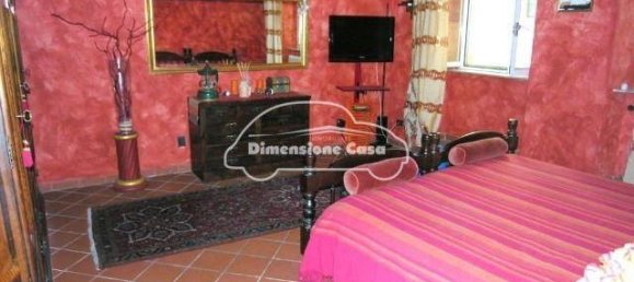 3 bedrooms Apartment in Lucca, Italy No. 11967 9