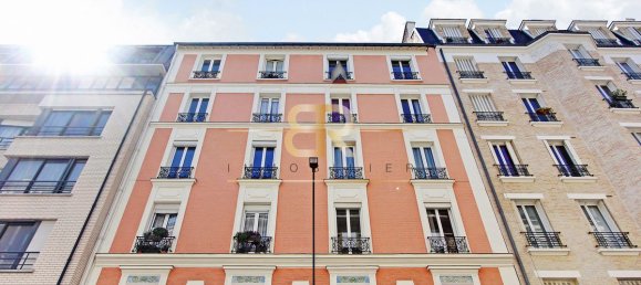 2 chambres Appartement à Clichy, France No. 167728 13