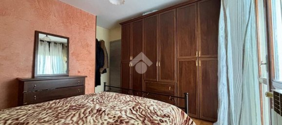 3 rooms Apartment in Orzinuovi, Italy No. 237207 2