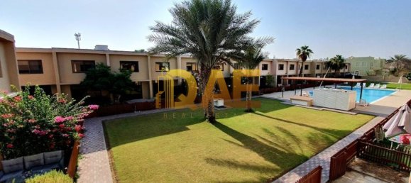 6 bedrooms Villa in Dubai, UAE No. 4615 7