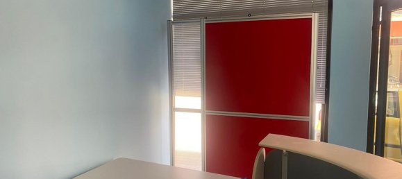 45m² Office in Porto Sant'Elpidio, Italy No. 251095 16