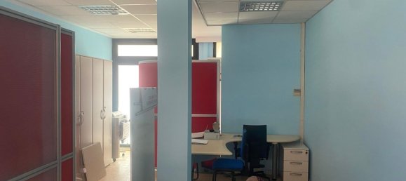 45m² Office in Porto Sant'Elpidio, Italy No. 251095 12