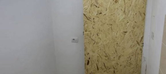 76m² Commercial property in Mazara del Vallo, Italy No. 294574 4