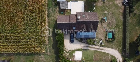 4 Schlafzimmer Haus in Loiret, France, Nr. 317513 3