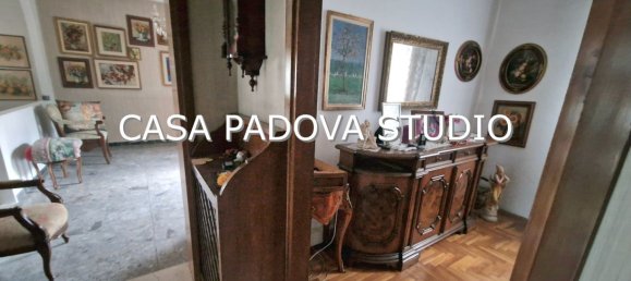 5 غرف نوم منزل في Selvazzano Dentro, Italy رقم 346005 5