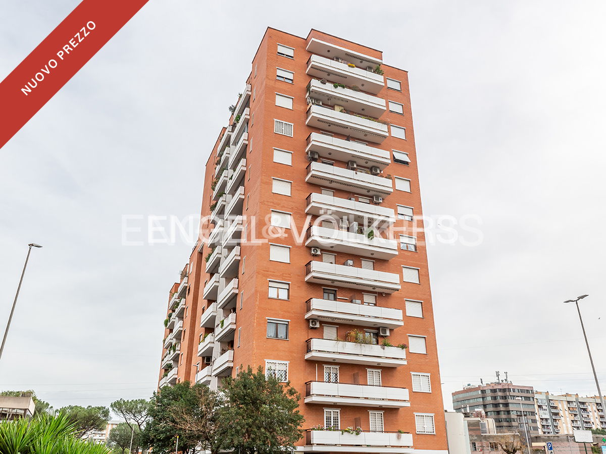 3 bedrooms Apartment in Rome, Italy No. 106563