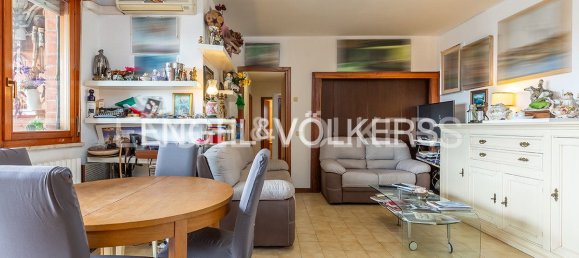 3 bedrooms Apartment in Rome, Italy No. 106563 2
