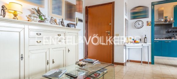 3 bedrooms Apartment in Rome, Italy No. 106563 7
