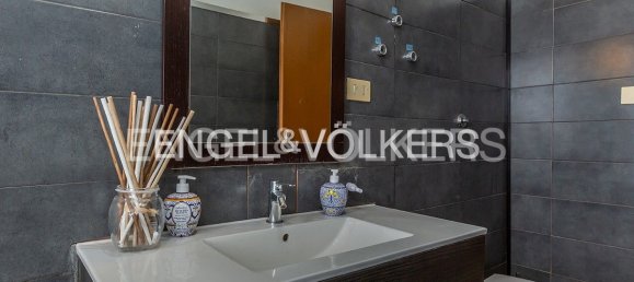 3 bedrooms Apartment in Rome, Italy No. 106563 17