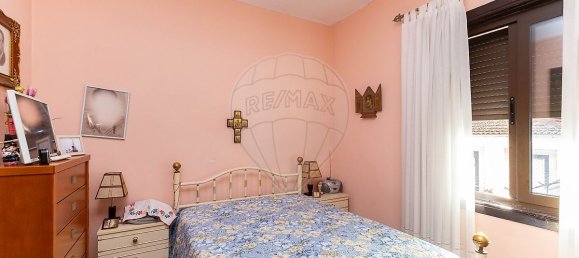 3 bedrooms House in Porto, Portugal No. 27369 7