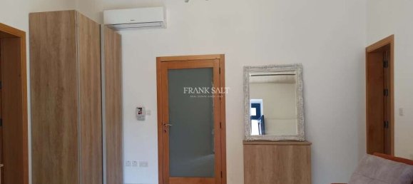  Office in Floriana, Malta No. 13624 10