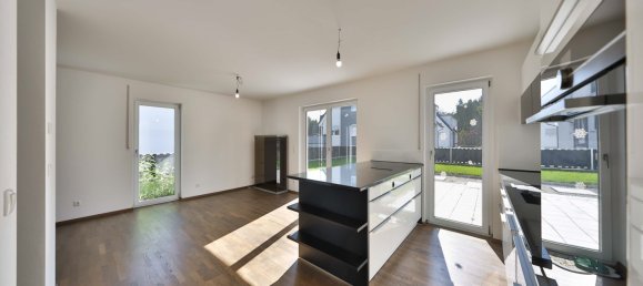 3 bedrooms House in Nurnberger Land, Germany No. 314146 4