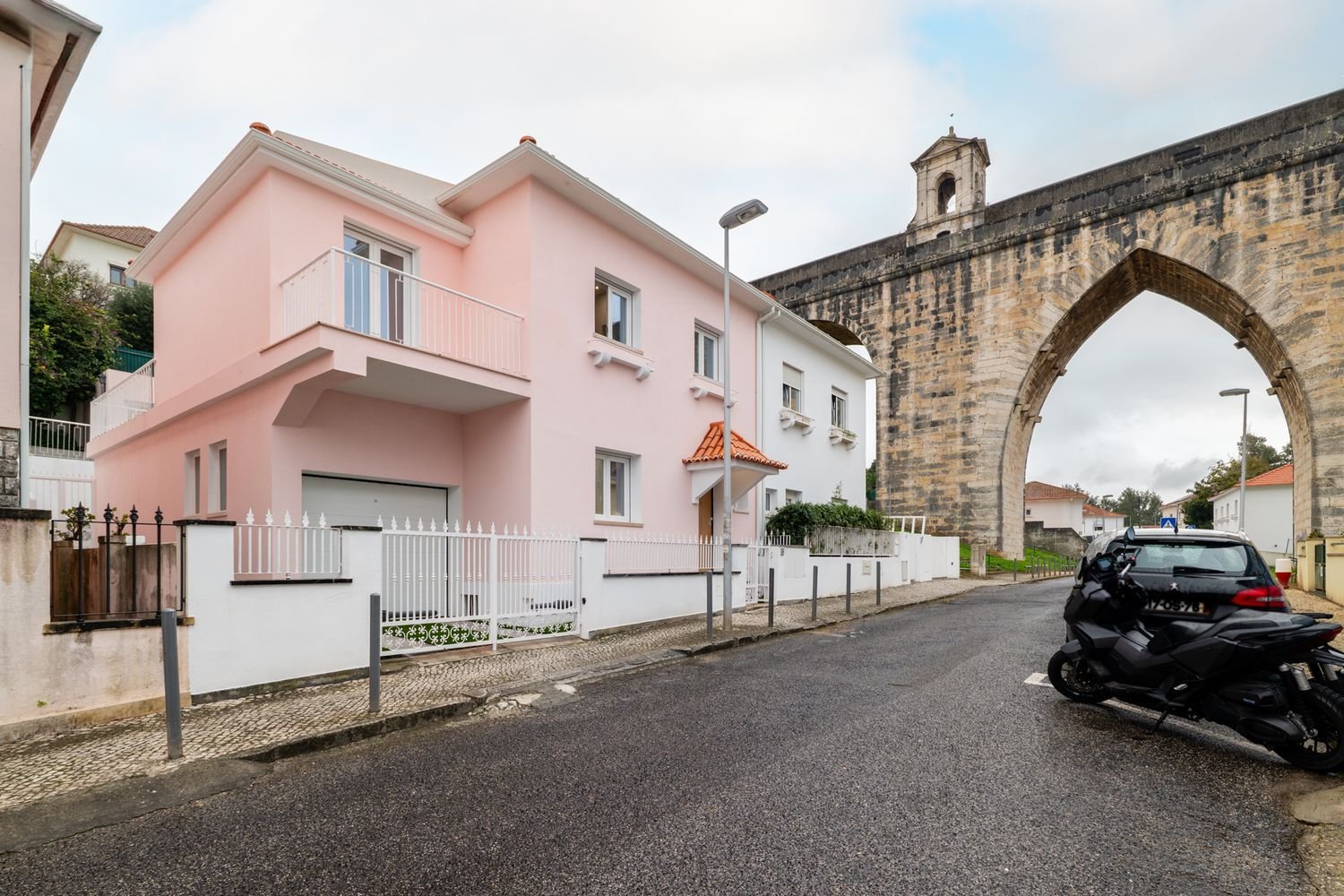 4 bedrooms House in Lisbon, Portugal No. 54468