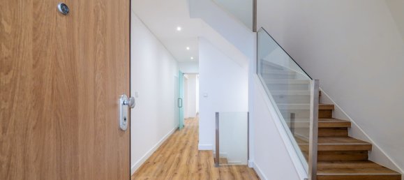 4 bedrooms House in Lisbon, Portugal No. 54468 22