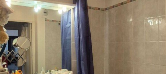 Apartamento de 3 dormitorios en Marseille, France No. 334251 7