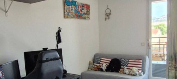 Apartamento de 3 dormitorios en Marseille, France No. 334251 5