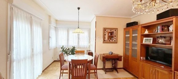 3 bedrooms Apartment in Vitoria-Gasteiz, Spain No. 155629 3