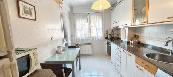 3 bedrooms Apartment in Vitoria-Gasteiz, Spain No. 155629 19