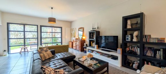 5 bedrooms Villa in Le Bouscat, France No. 294671 9