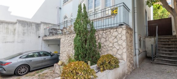 8 bedrooms Villa in Lisbon, Portugal No. 117314 2