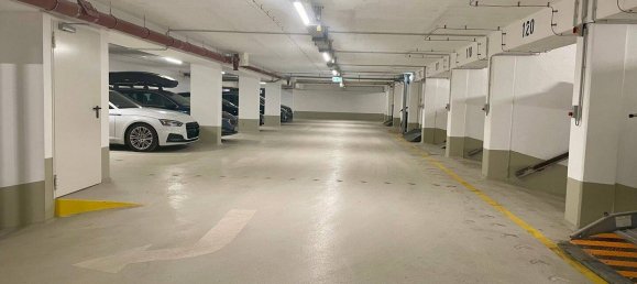 موقف سيارات في Munich, Germany رقم 212216 4