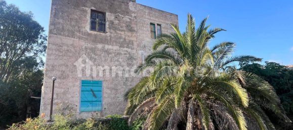 3 Schlafzimmer Haus in Pantelleria, Italy, Nr. 282002 7