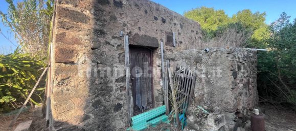 3 Schlafzimmer Haus in Pantelleria, Italy, Nr. 282002 4