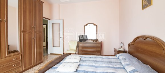 Apartamento T2 em Senago, Italy N.º 347082 20