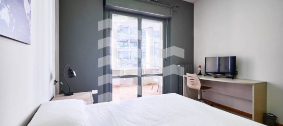 2 bedrooms Apartment in Milan, Italy No. 245576 12