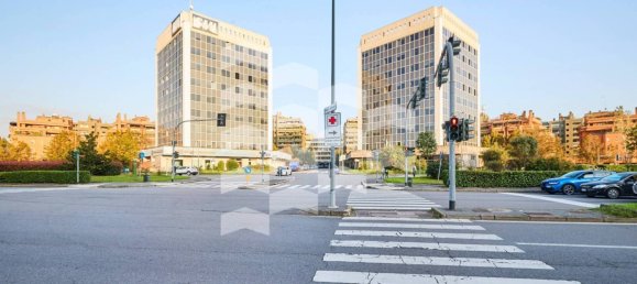 2 bedrooms Apartment in Milan, Italy No. 245576 25