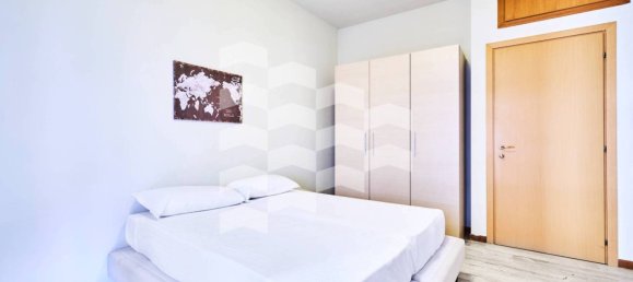 2 bedrooms Apartment in Milan, Italy No. 245576 6