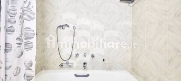 2 bedrooms Apartment in Milan, Italy No. 245576 10