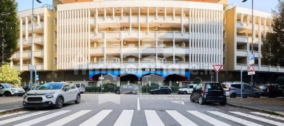 2 bedrooms Apartment in Milan, Italy No. 245576 17