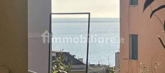 Apartamento de 2 dormitorios en Genoa, Italy No. 195279 11