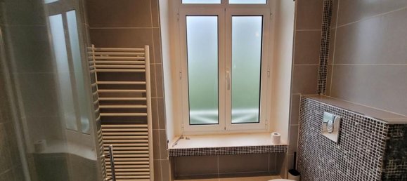 2 chambres Appartement à Orléans, France No. 155566 11