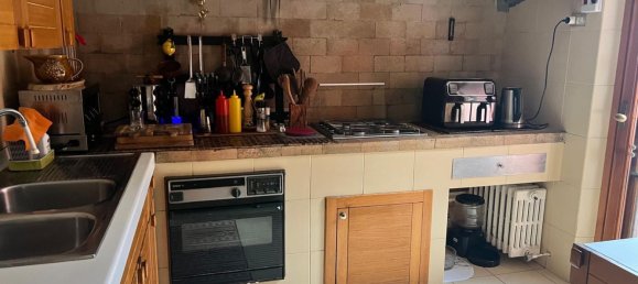 6 Schlafzimmer Haus in Osimo, Italy, Nr. 350100 5