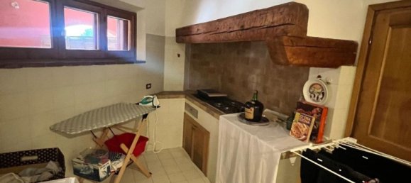 6 Schlafzimmer Haus in Osimo, Italy, Nr. 350100 17