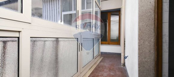 Apartamento T3 em Aci Catena, Italy N.º 279748 22