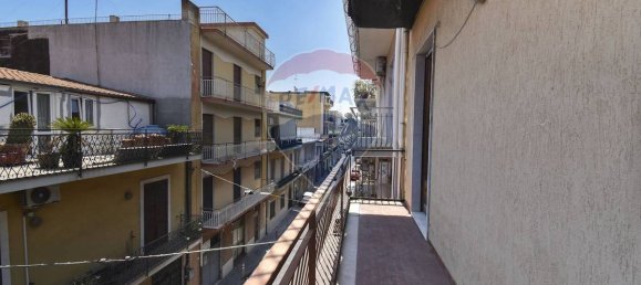 Apartamento T3 em Aci Catena, Italy N.º 279748 11
