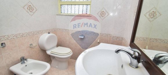 Apartamento T3 em Aci Catena, Italy N.º 279748 25